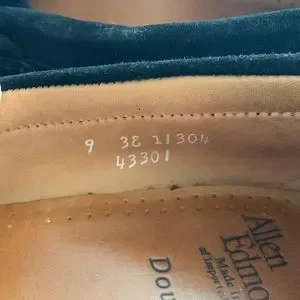 Allen Edmonds Dover, black suede size 9EEE (triple wide), rarely worn Allen Edmonds | Shoes | Allen Edmonds Dover Black Suede Size  main image 3